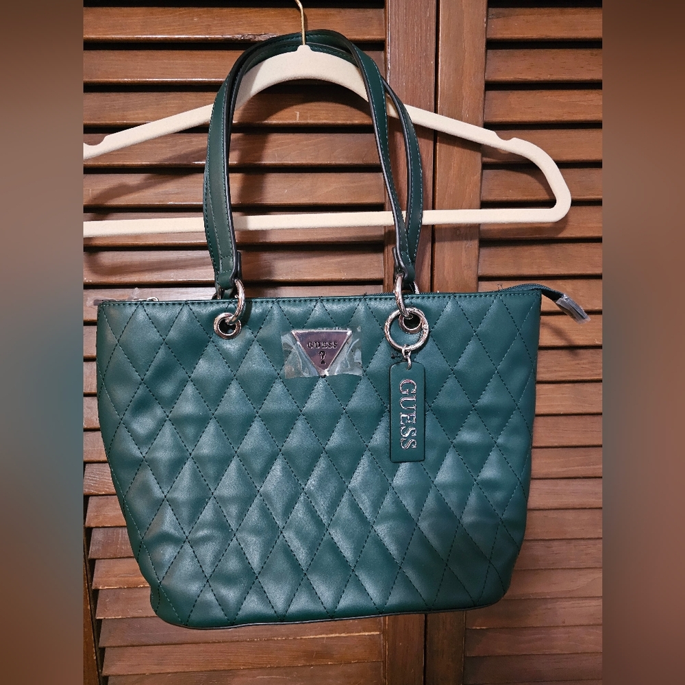 NWOT Guess Emerald Green Quilted Tote Shoulder Bag Silver Hardware